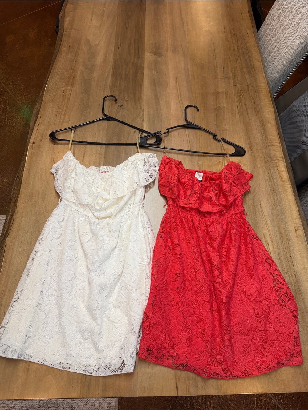Trixxi Lace Ruffle Dress - White & Red